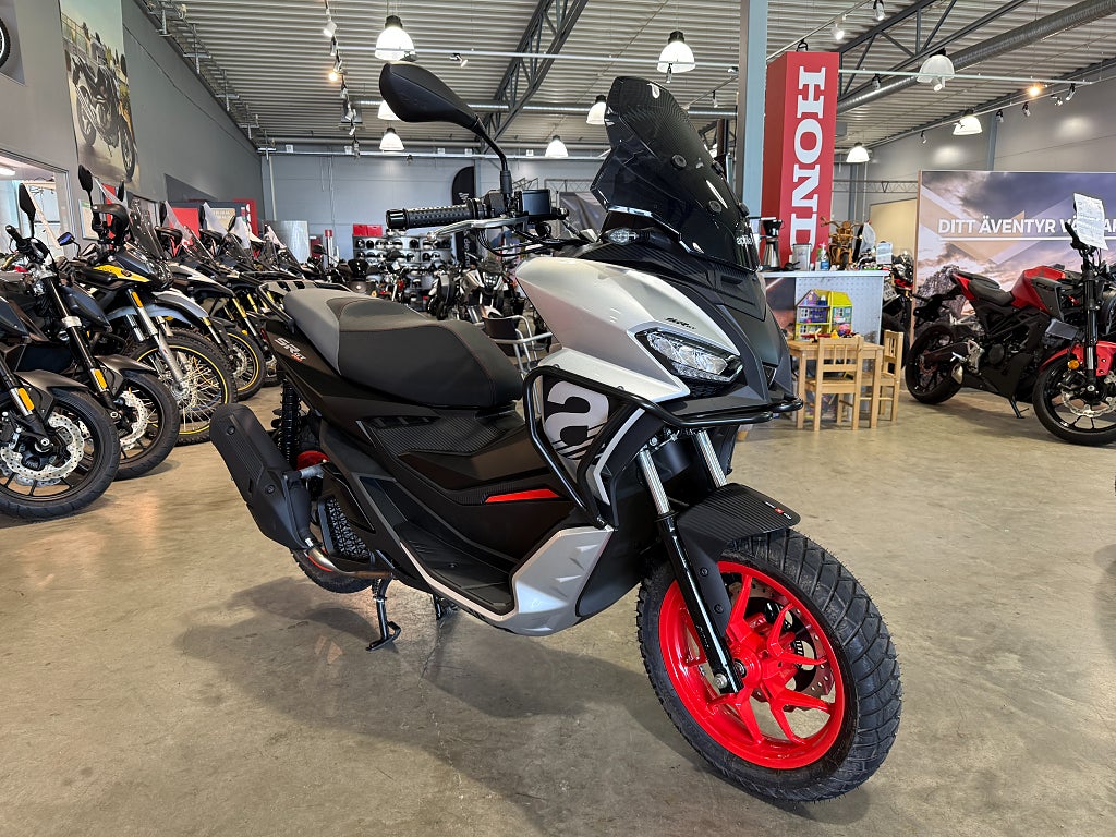 2023 Aprilia SR GT 200 Sport #Endast 15mil# | Honda MC-Center Göteborg
