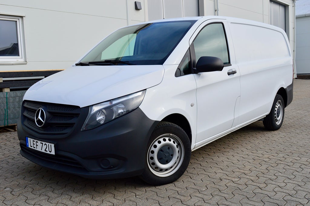 Mercedes-Benz Vito 110 CDI Värmare CarPlay Skinn Backkamera