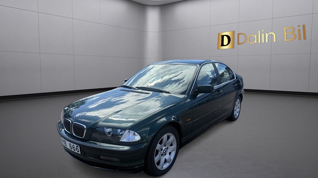 BMW 328 i Sedan Automat Låg Skatt, Komfort & välvårdad 193hk