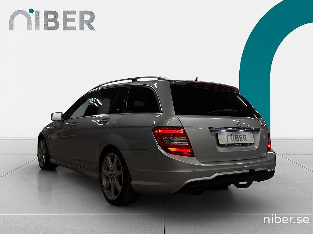 Mercedes-Benz C 180 T BlueEFFICIENCY C 180, 7G-Tronic Plus, AMG, Pano, Navi