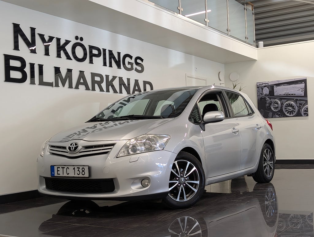 Toyota Auris 5-dörrar 1.4 D-4D Plus | Dragkrok