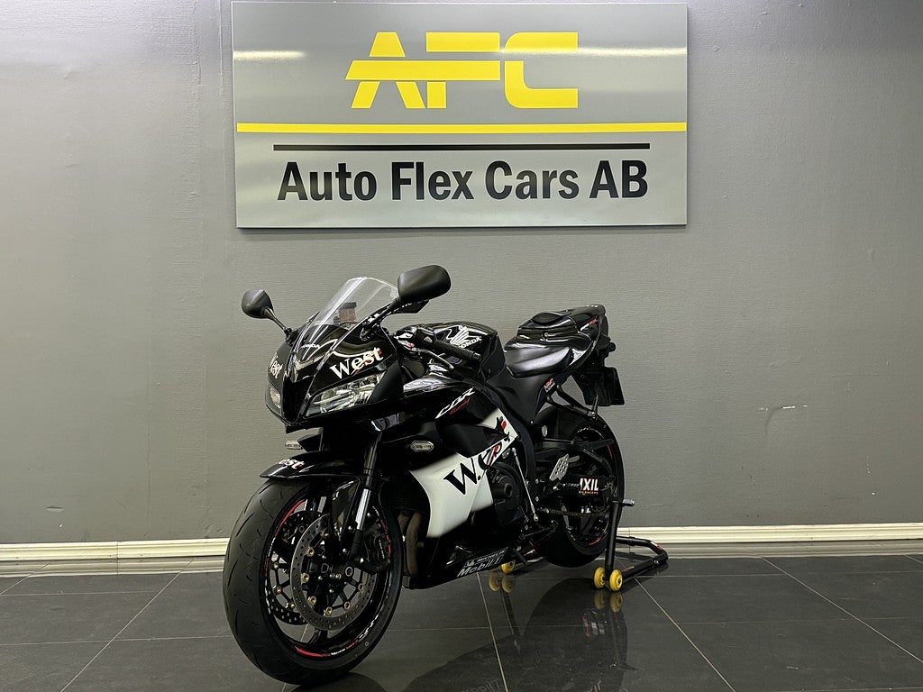 Honda Powersports CBR600RR 118HK | Nybesiktad | Fullservice |