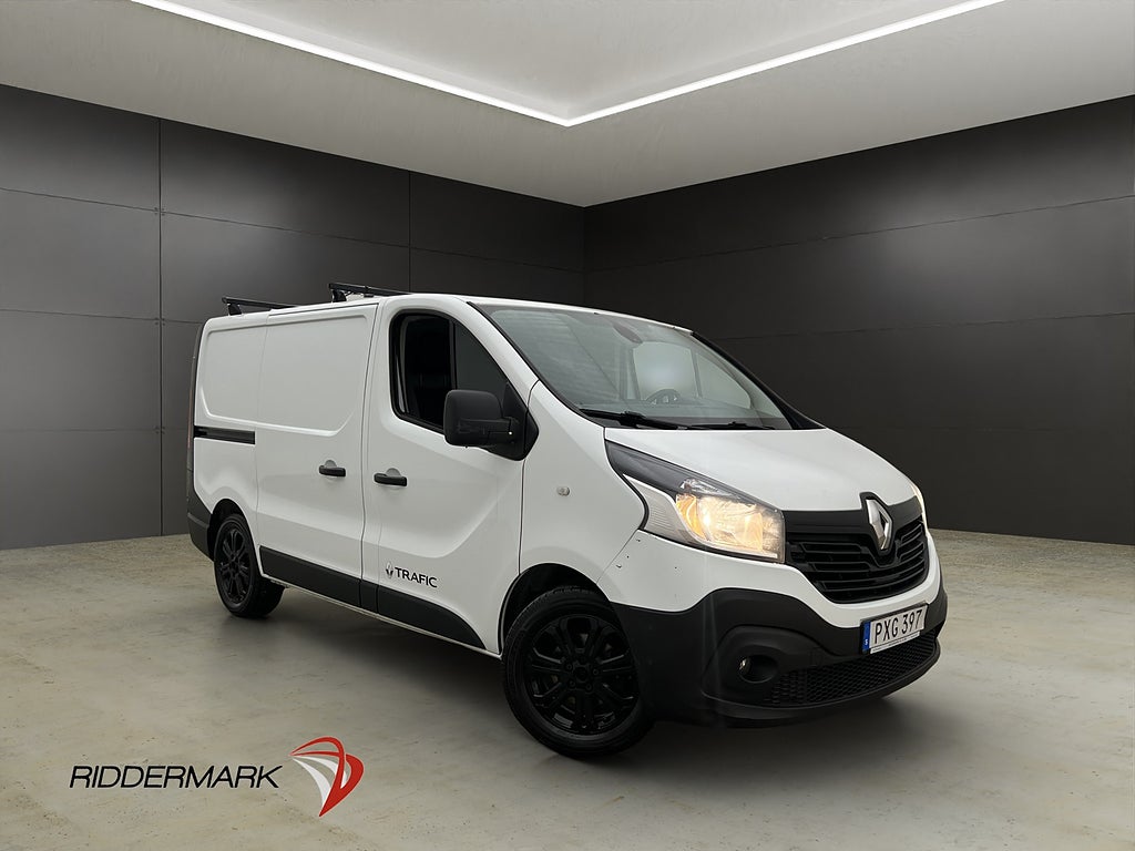 Renault trafic 1.6dCi Värmare PDC Dragkrok Takräcke Moms
