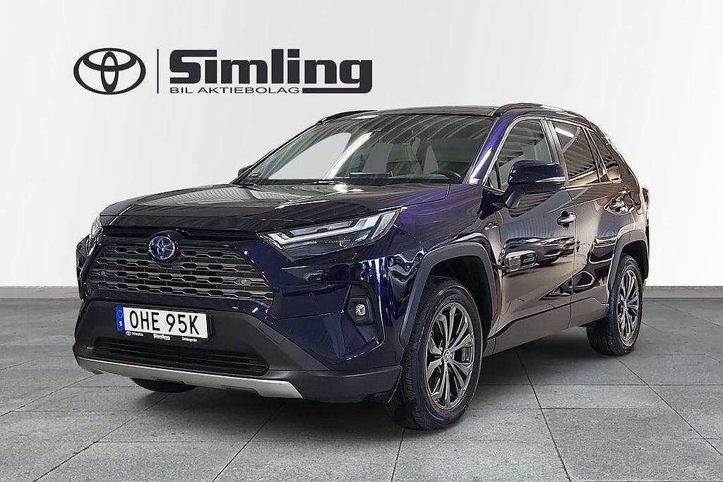 Toyota RAV4 2,5 Hybrid AWD-i Executive Panorama / Drag /...