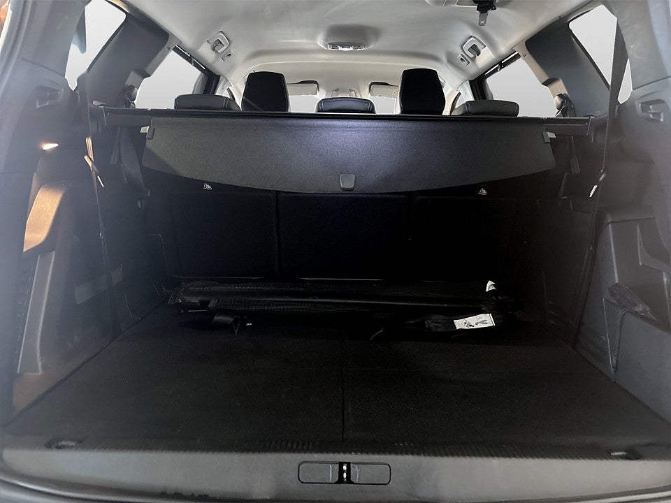 Bild på Peugeot 5008 Allure Pack 1.2 PT 130hk Aut B-KAMERA CARPLAY