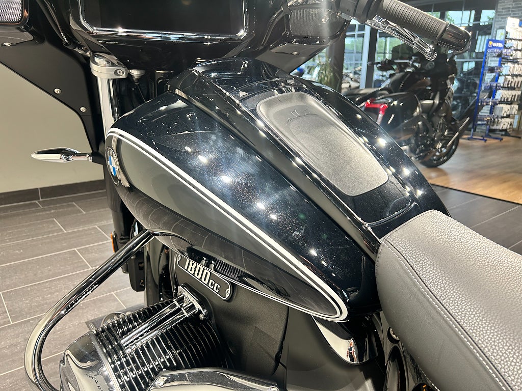 BMW R18 Bagger 3,45%/ACC/First Edition/Marshall Gold/285 mil