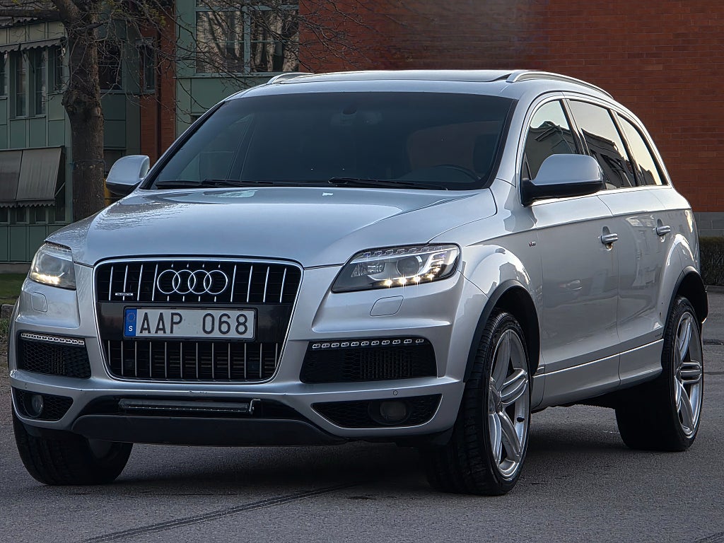 Audi Q7 3.0 TDI V6 Quattro 7-SITS Panorama Dieselvärmare GPS