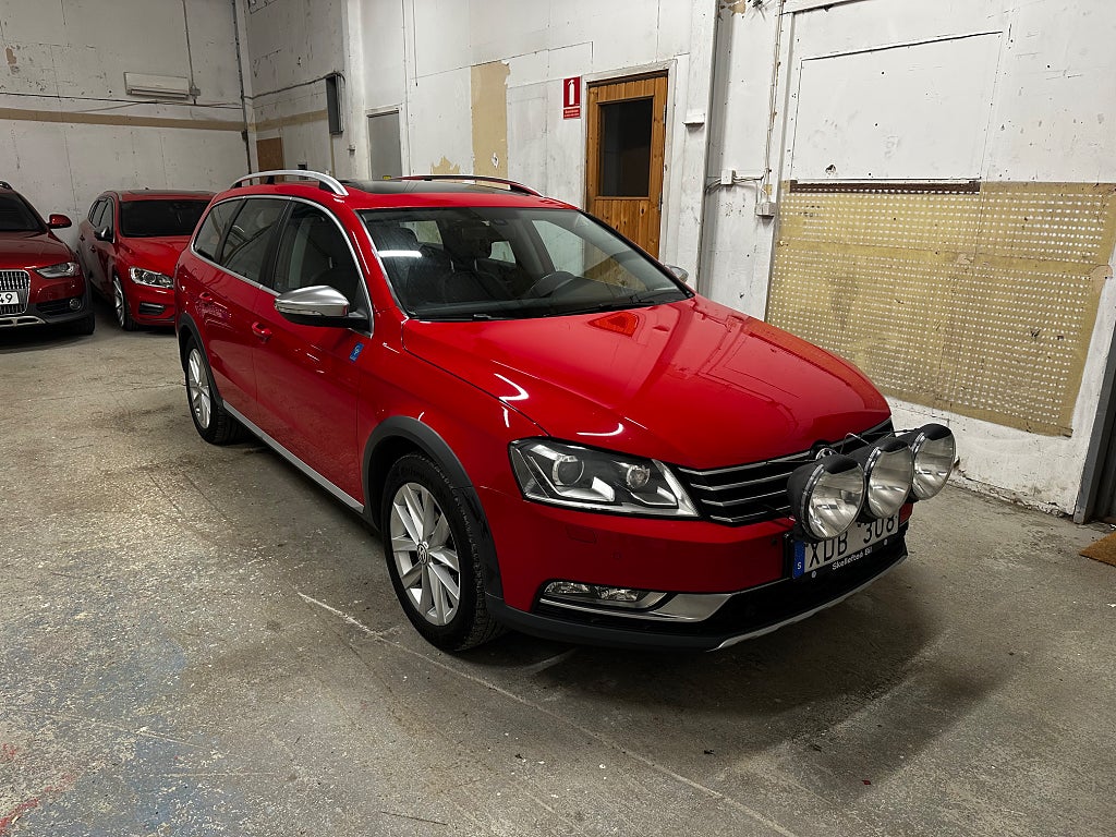 Volkswagen Passat Alltrack 2.0tdi,Värmare,Ny kamrem,panorama