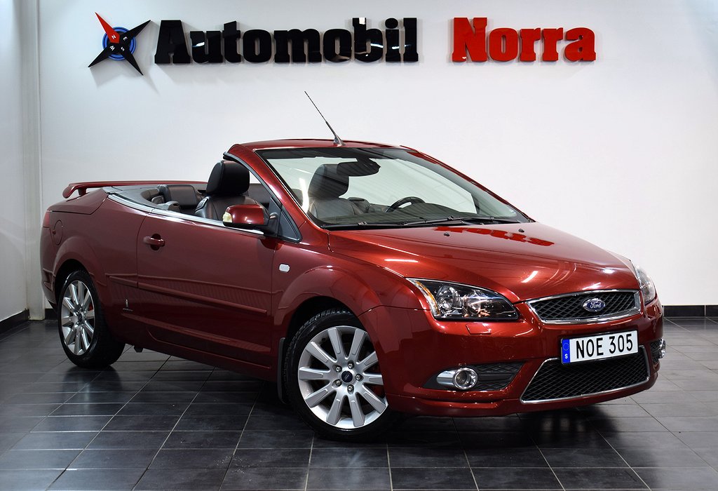 Ford Focus Cab 2.0 Titanium Pininfarina Skinn Nyservad 5,99%Ränta