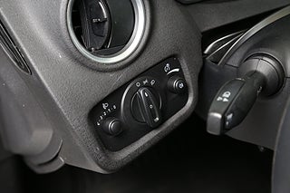 Halvkombi Ford Fiesta 10 av 25