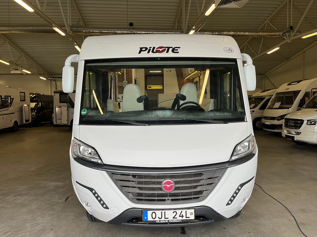 Pilote G740GJ / Alde / Litium / Backkamera - Pilote