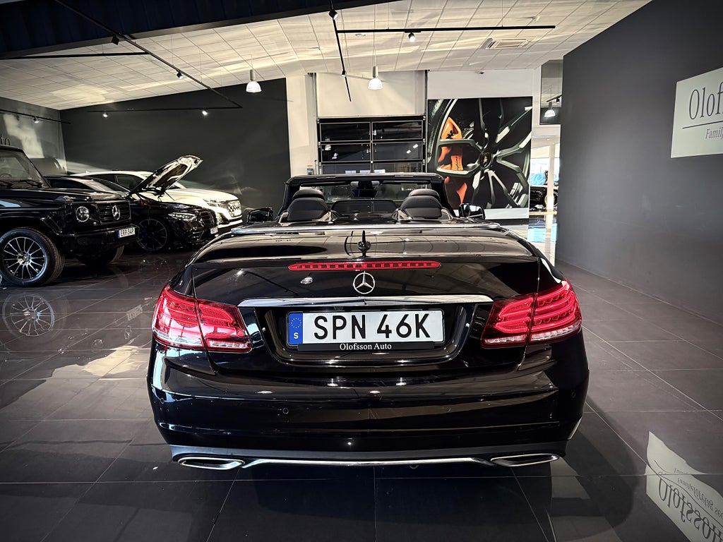 Mercedes-Benz E 220 d Cabriolet Avantgarde AMG fälgar Läder - bild 13