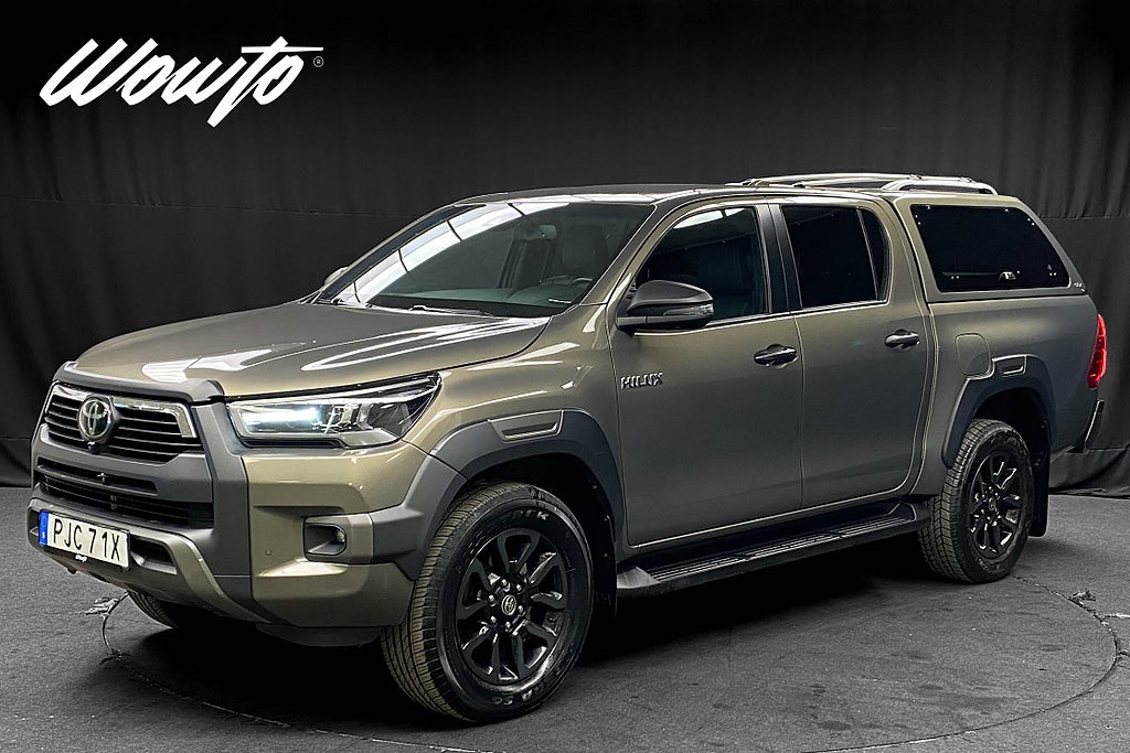 Toyota Hilux Dubbelhytt 2.8 4WD 204HK Invincible /Kåpa /Moms