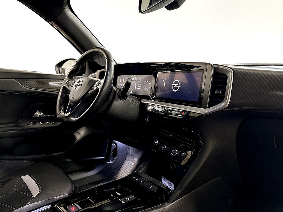 Bild på Opel Mokka Ultimate 1.2 Turbo 130hk Aut B-KAMERA CARPLAY