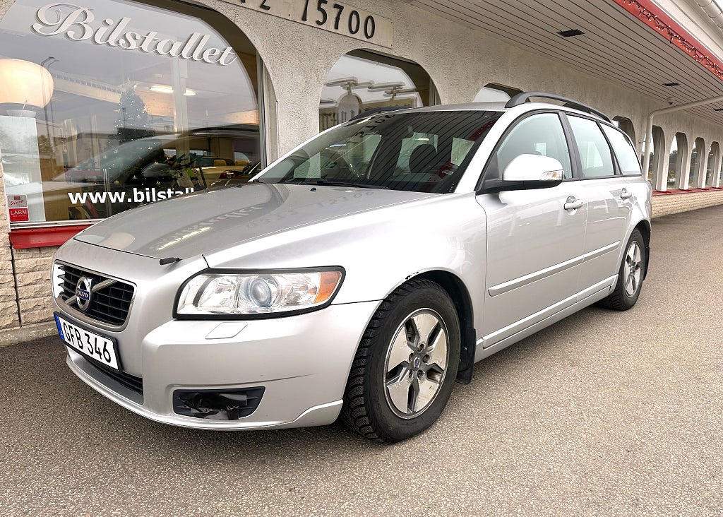Volvo V50 D2 *SÅLD* Momentum Euro 5 Diesel