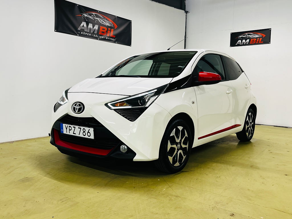 Toyota Aygo 5-dörrar 1.0 VVT-i X-PLAY Euro 6 / 72HK 