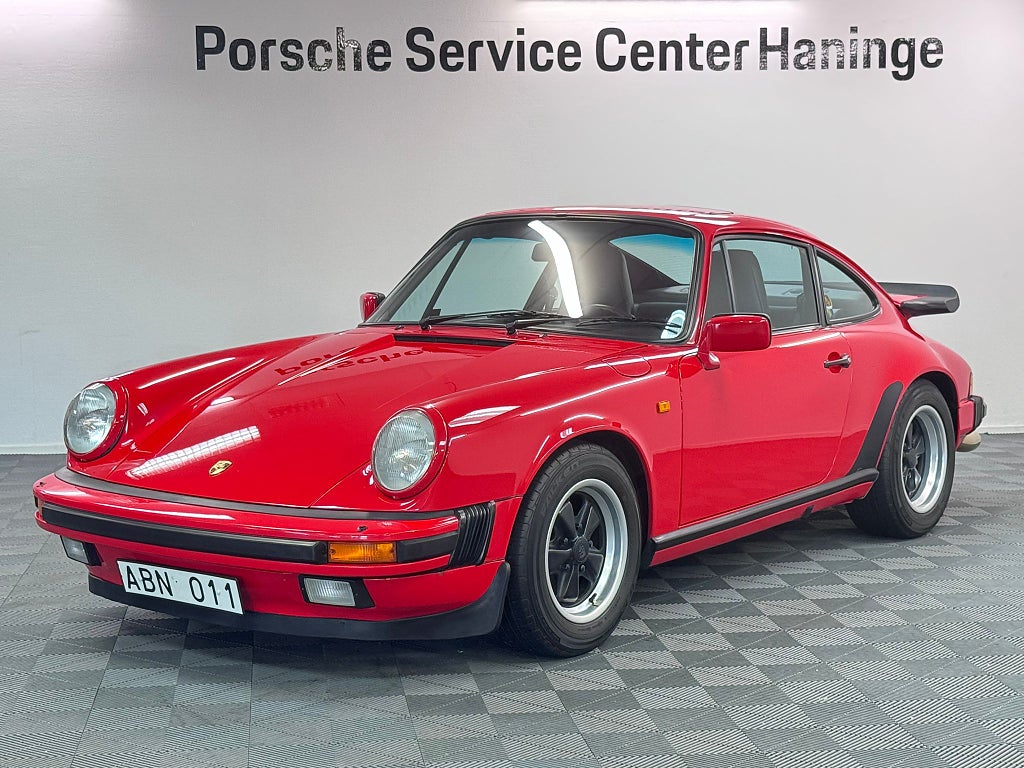 Porsche 911 Carrera 3.2