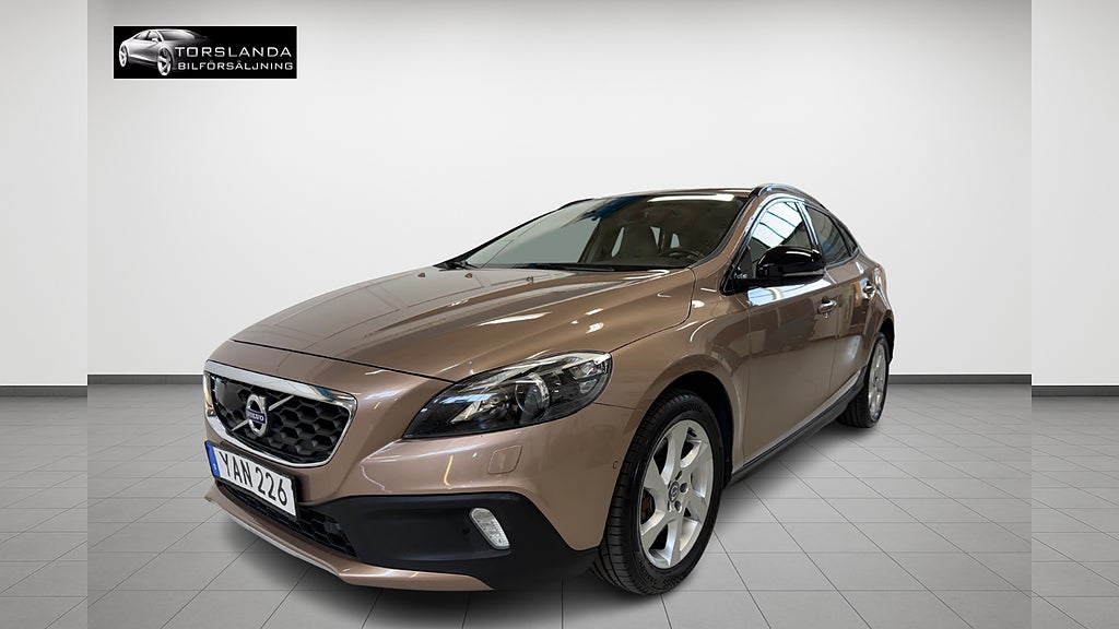 Volvo V40 Cross Country D3 150 Summum Auto B-kamera GPS H/K