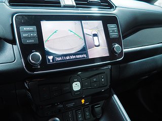 Halvkombi Nissan Leaf 22 av 22