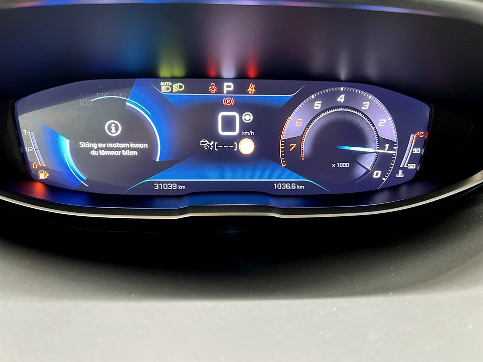 Bild på Peugeot 5008 GT 1.2 PT 130hk Aut 7-SITS B-KAMER CARPLAY