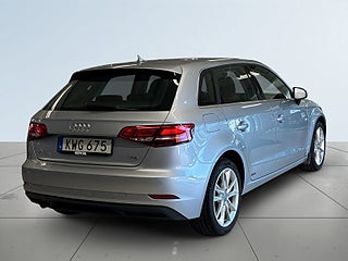 Audi A3 Sportback 1.0 Comfort Mvärmare Farthållare Psens S&V – bild 6