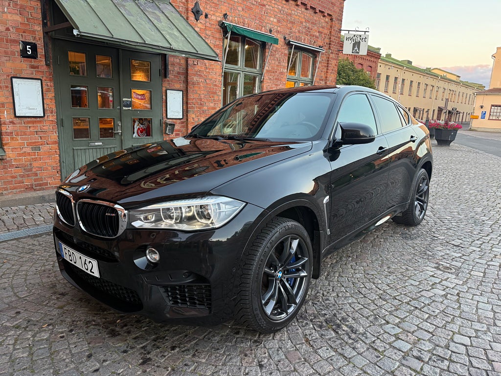 BMW X6 M 700HK/ H&K/ Soft close/ Drag/ HUD/ Se Spec