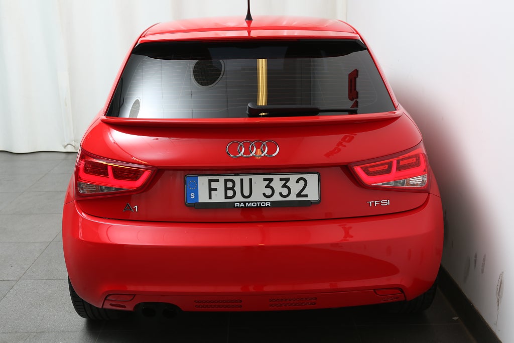 Audi A1 1,4 TFSI 122hk S Tronic Nybesiktad 2011