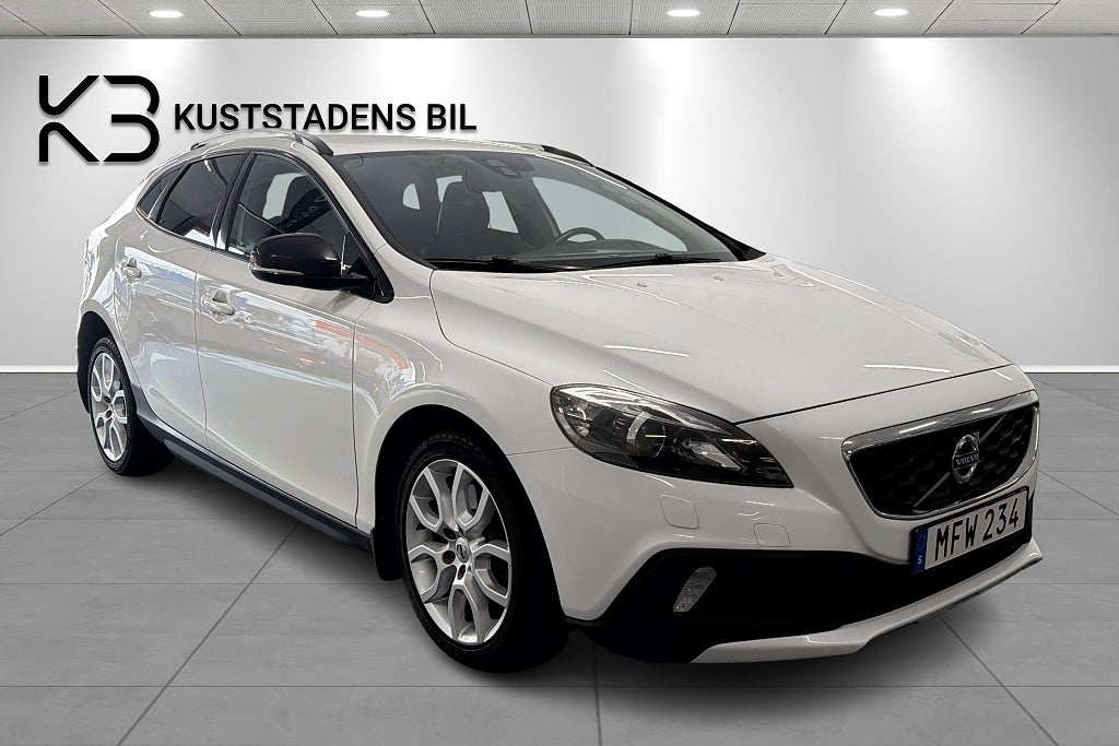 Volvo V40 Cross Country D2 Geartronic Momentum Business Edition Pro Dragkrok