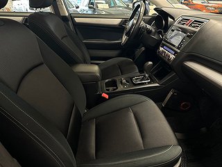 Subaru Outback 2.5 4WD Lineartronic 175hk/Drag/B-kam/MoK/SoV