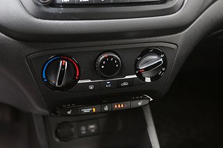 Halvkombi Hyundai i20 18 av 20