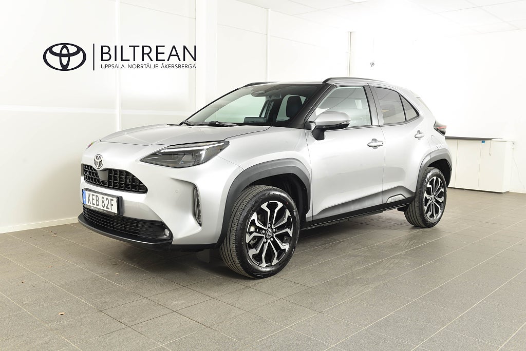 Toyota Yaris Cross Elhybrid 115 Active Plus Säkerhetspaket / Vhjul