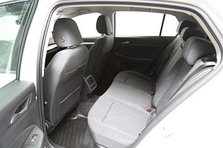 Halvkombi Volkswagen Golf 22 av 23