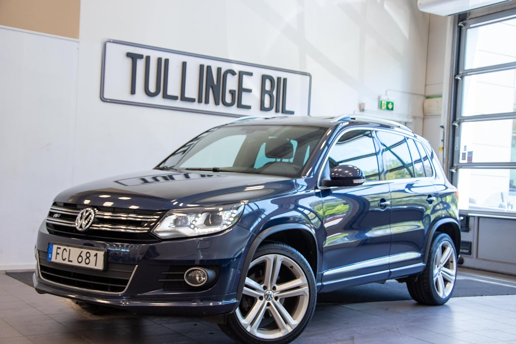 Volkswagen Tiguan 2.0 TDI 4M R-Line Pano Läder Backkamera Värm Drag 3,45%