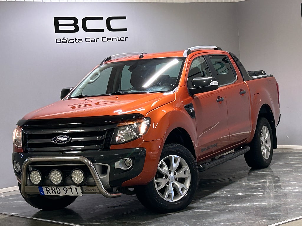 Ford ranger Dubbelhytt 3.2 TDCi 4x4 Wildtrack MOMS Värmare Drag