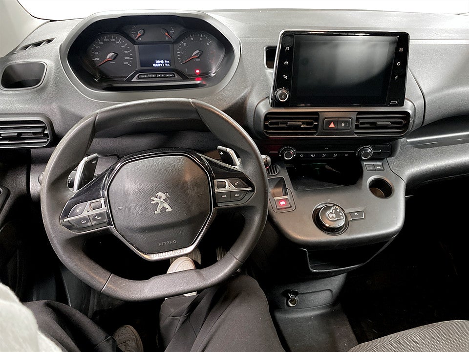 Bild på Peugeot Partner PRO 1.5 BHDi Aut L1 DRAG BACKSENSOR 130hk