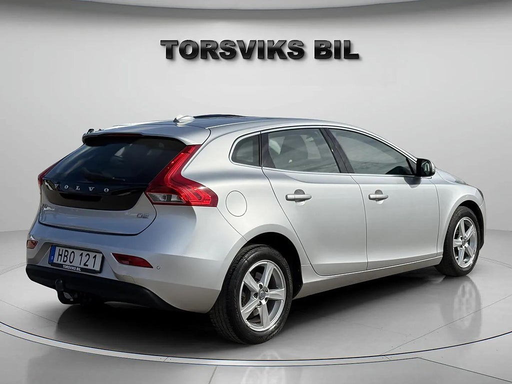 Volvo V40 D2 Momentum Gps Dragkrok V-Hjul Ny servad - miniatyr 5