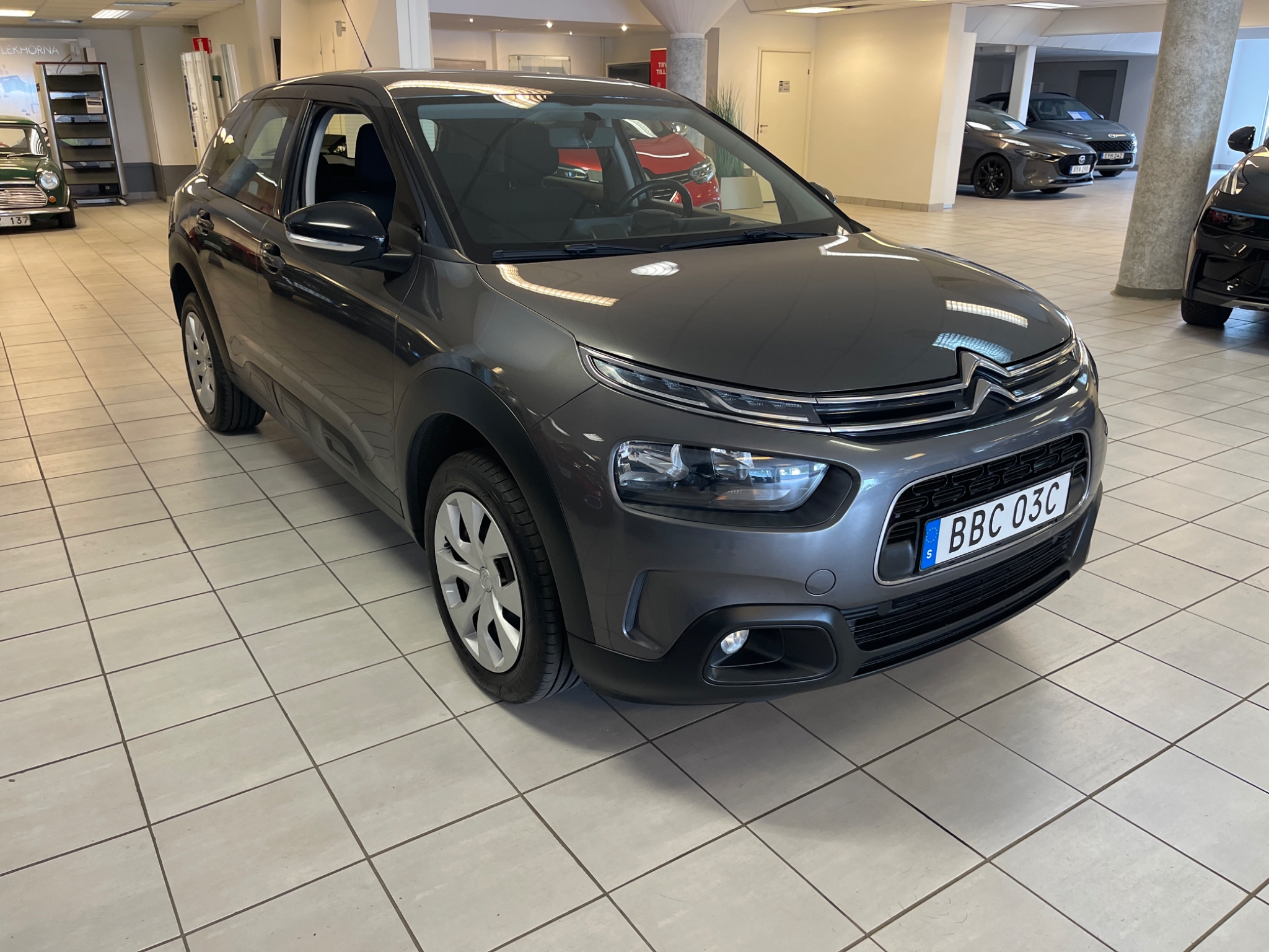 Citroen C4 Cactus 1.2 PureTech Euro 6 2020, photo 3/10