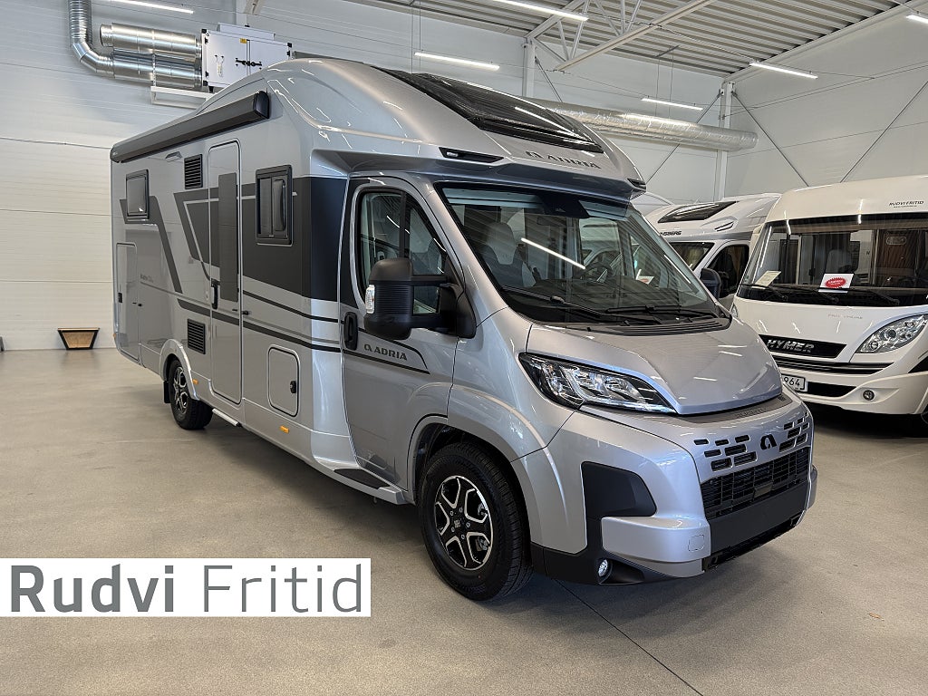 Adria Matrix Supreme 670 DL *Face 2 Face*Långbädd* 