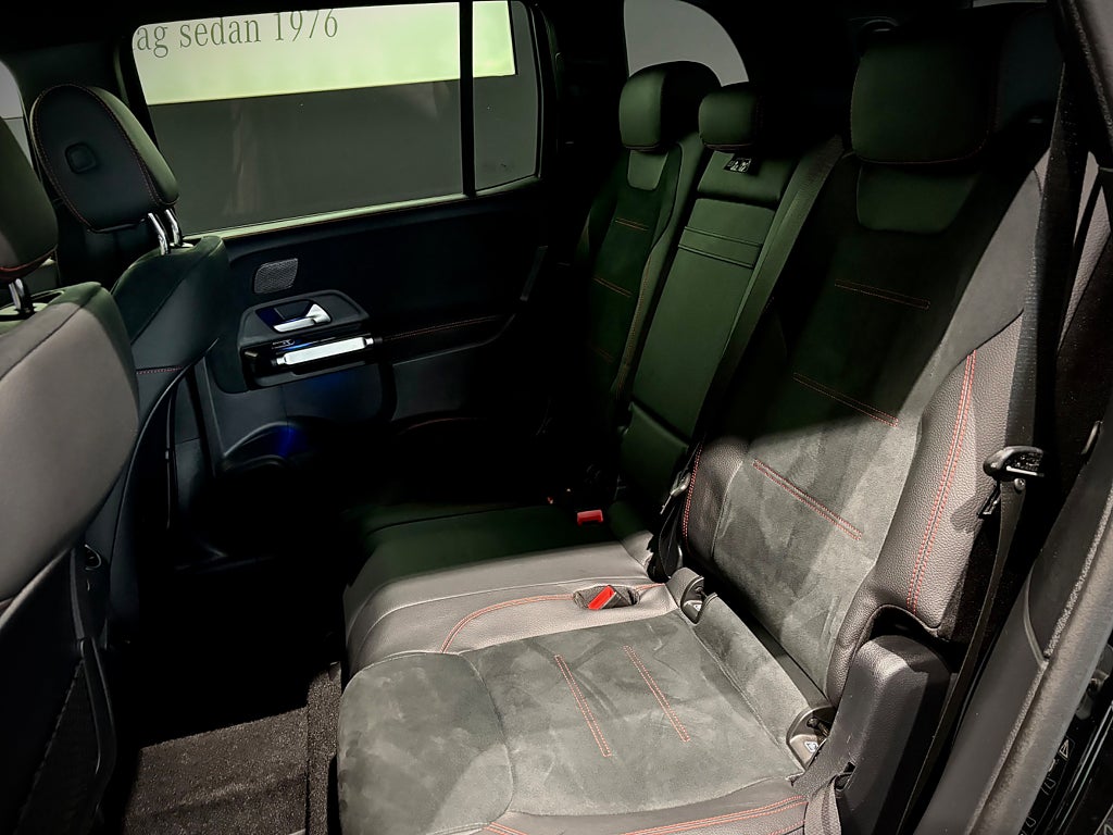 Mercedes-Benz GLB 200 AMG Premium 7sits Värmare Elstolar Drag - bild 7