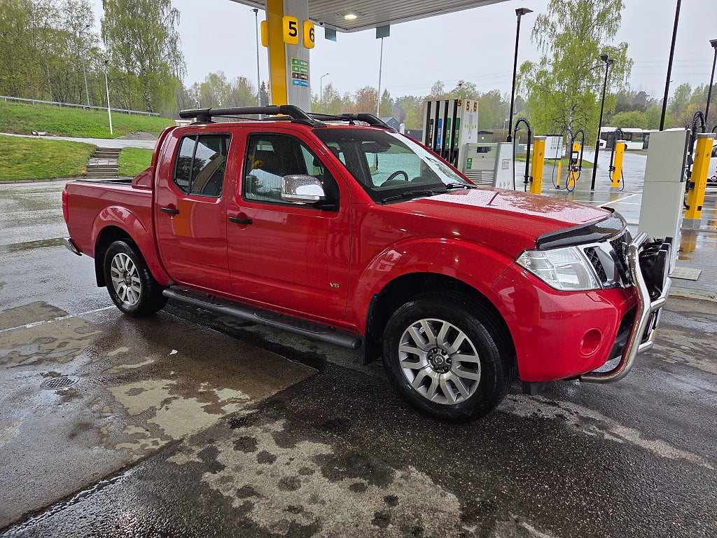 Nissan Navara MOMS Dubbelhytt 3.0 dCi V6 4x4 Euro 5 Full Bok