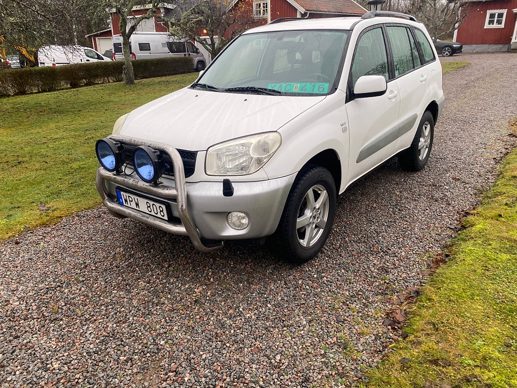 Toyota RAV4 5-dörrar 2.0 VVT-i 4x4
