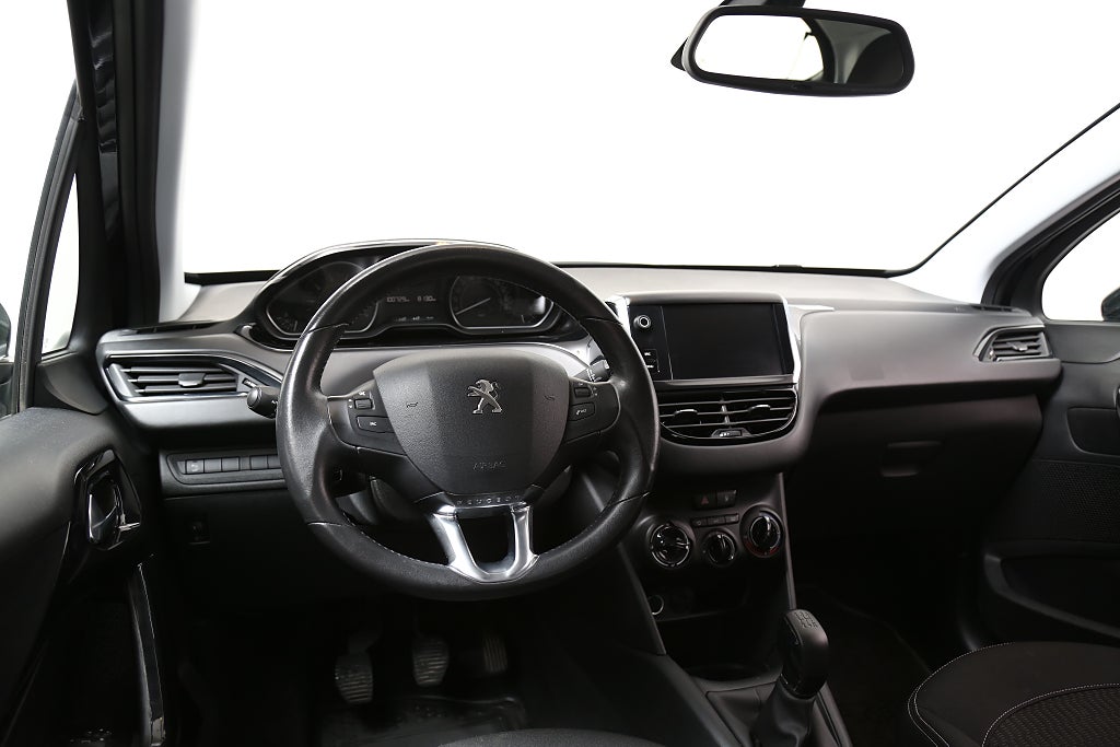 Peugeot 208 1,2 PureTech 82hk Active 5-dörrar Motorv Dragkrok 2017