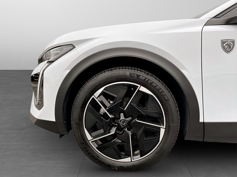 Bild på Peugeot 408 GT 1.2 PT 130hk Aut - B-KAMERA, CARPLAY