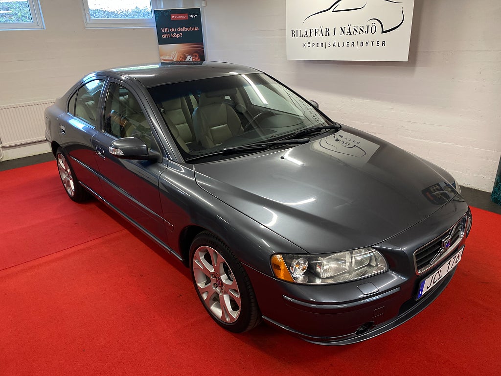 Volvo S60 2.4 Ny besiktning Ny servad