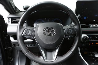 SUV Toyota RAV4 10 av 26