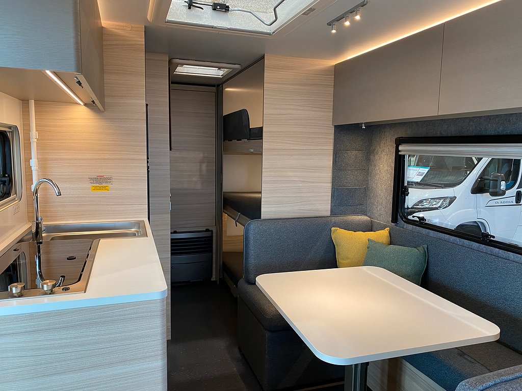 Adria Altea 552 PK 1920 kr/månaden / Vi tar inbyten/  - Adria