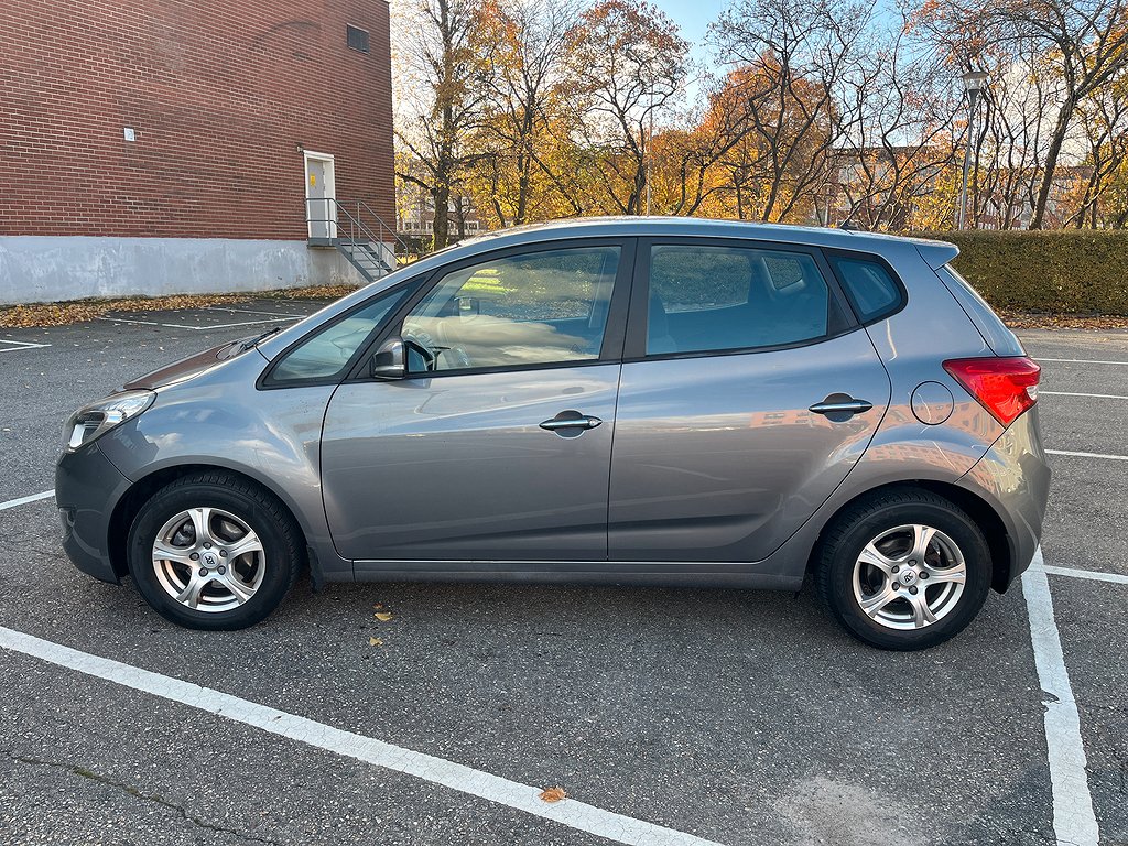 Hyundai ix20 1.4 CRDi e-Motion Vinterdäck Parkeringsensor