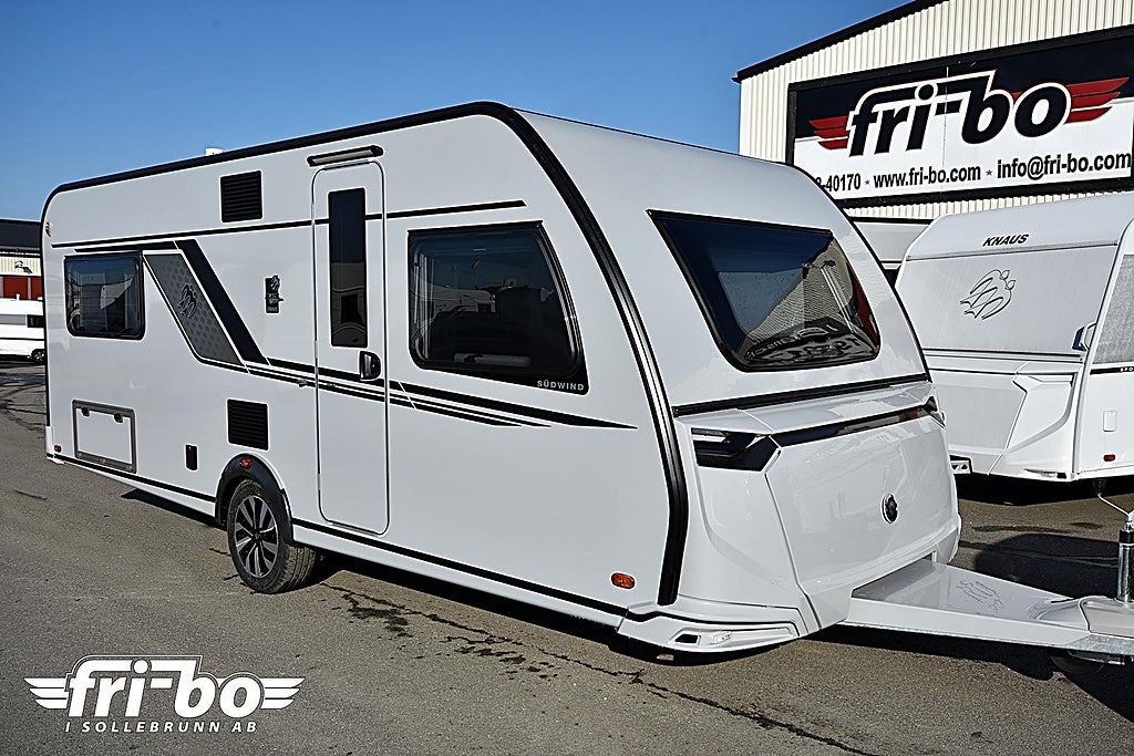 Knaus 580 UF Südwind Black Selection, Dubbelbädd