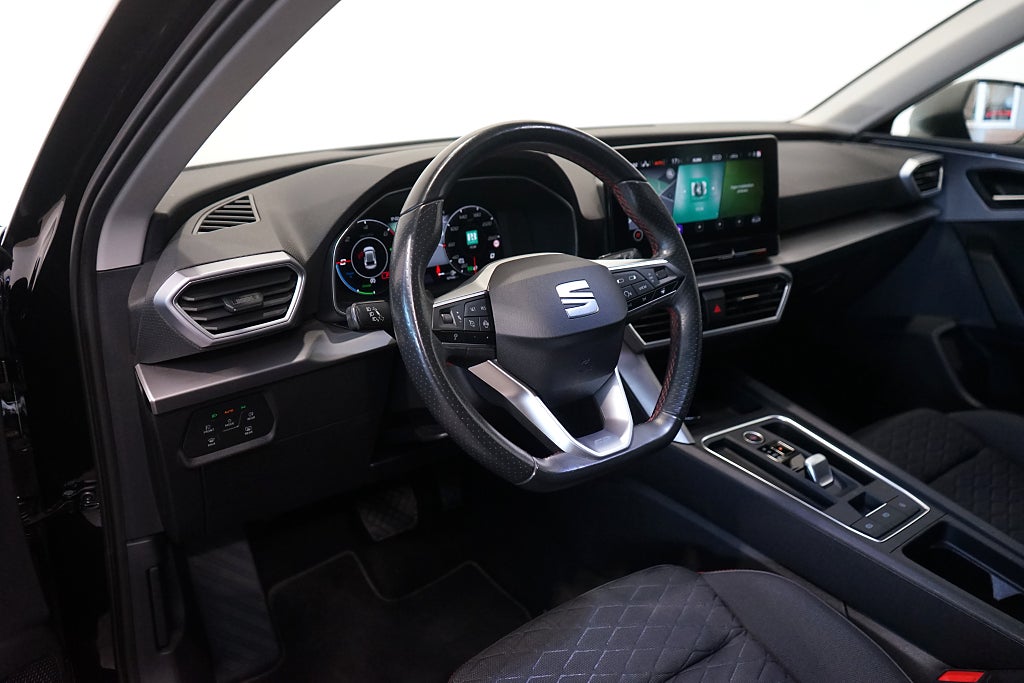 Seat Leon León e-Hybrid FR Carplay B-kamera Dragkrok 204hk