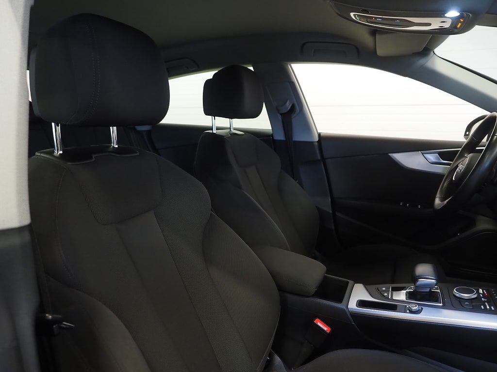 Audi A5 SB 45 TFSI 2.0 Quattro MHEV S Tronic | P-Värmare | Drag 2019